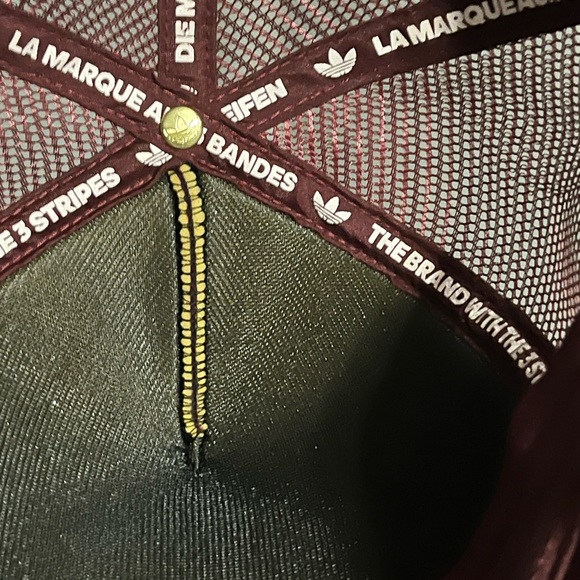 Adidas trucker hat - Picture 4 of 4